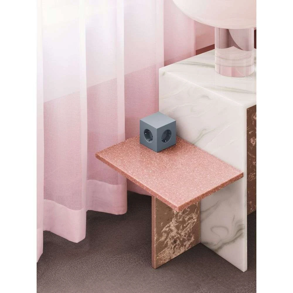 Square 1 USB A & Magnet 1,8m Old Pink - Avolt