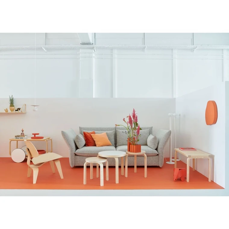 Eames Elephant Small Poppy Red - Vitra - Buy online