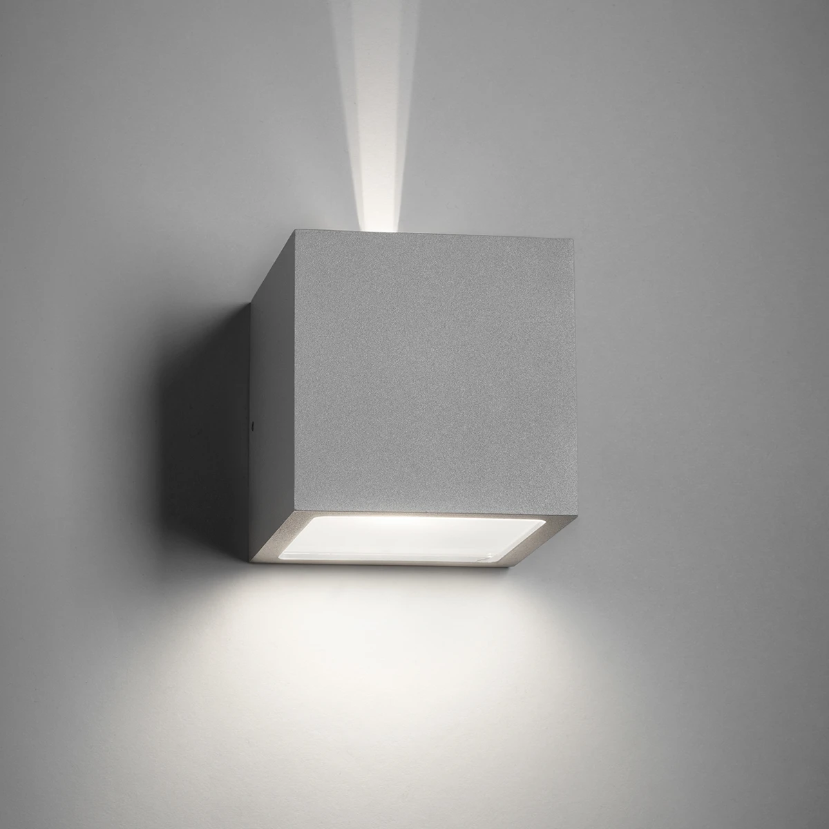 Ingeniører logik fra nu af Cube LED Udendørs Væglampe Up/Down - Light-Point - Køb online