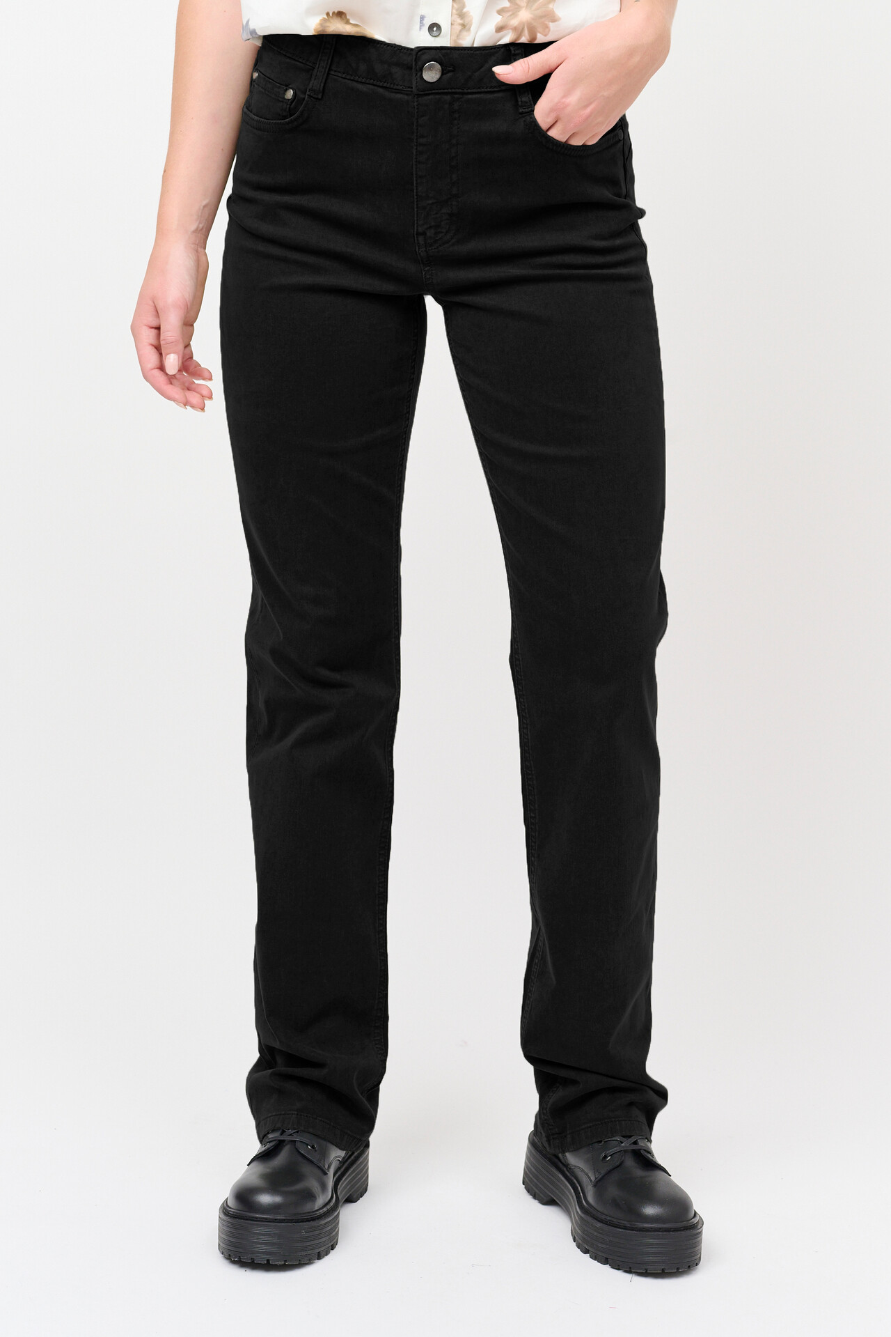 CRÉTON CRYolanda straight jeans  (SORT 30 IN)