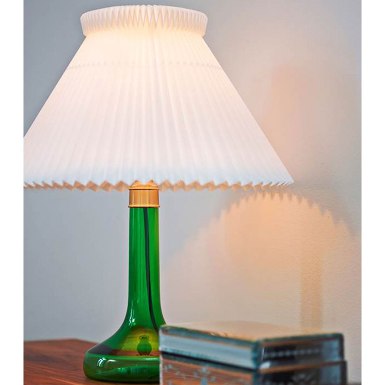 Le Klint 343 Bordlampe Grønn Le Klint Holmegaard pendel af opal glas, model One |