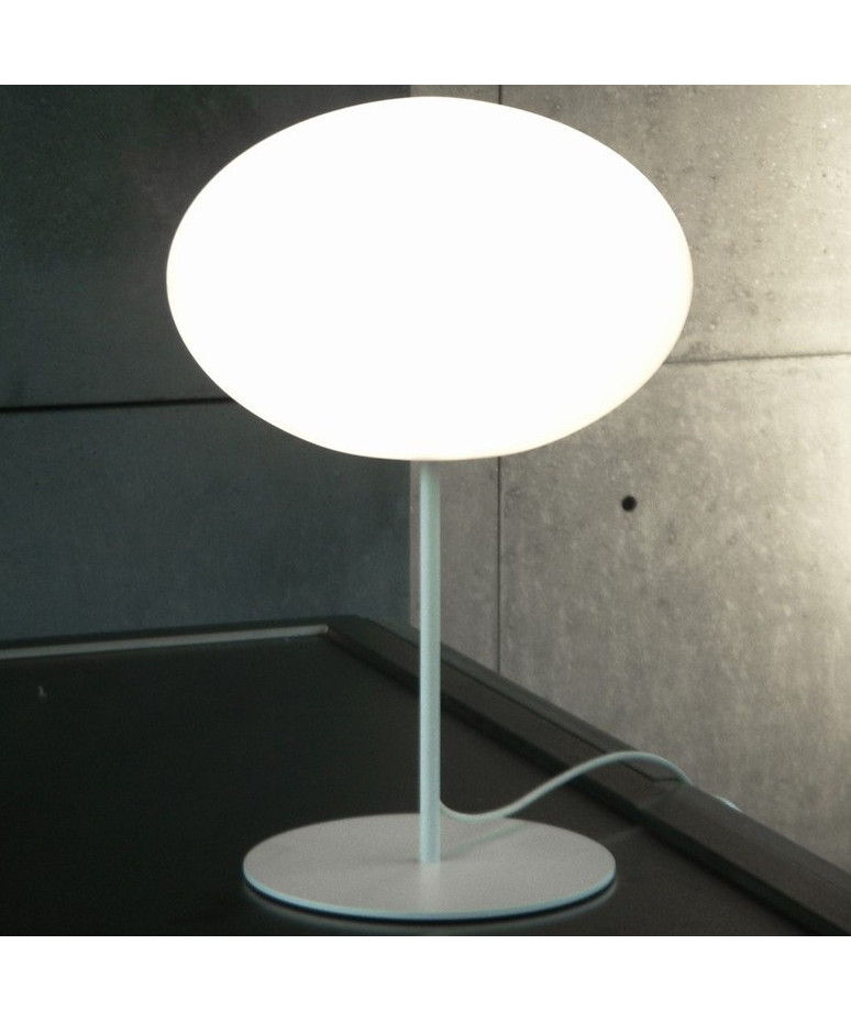 Eggy Pin Bordlampe