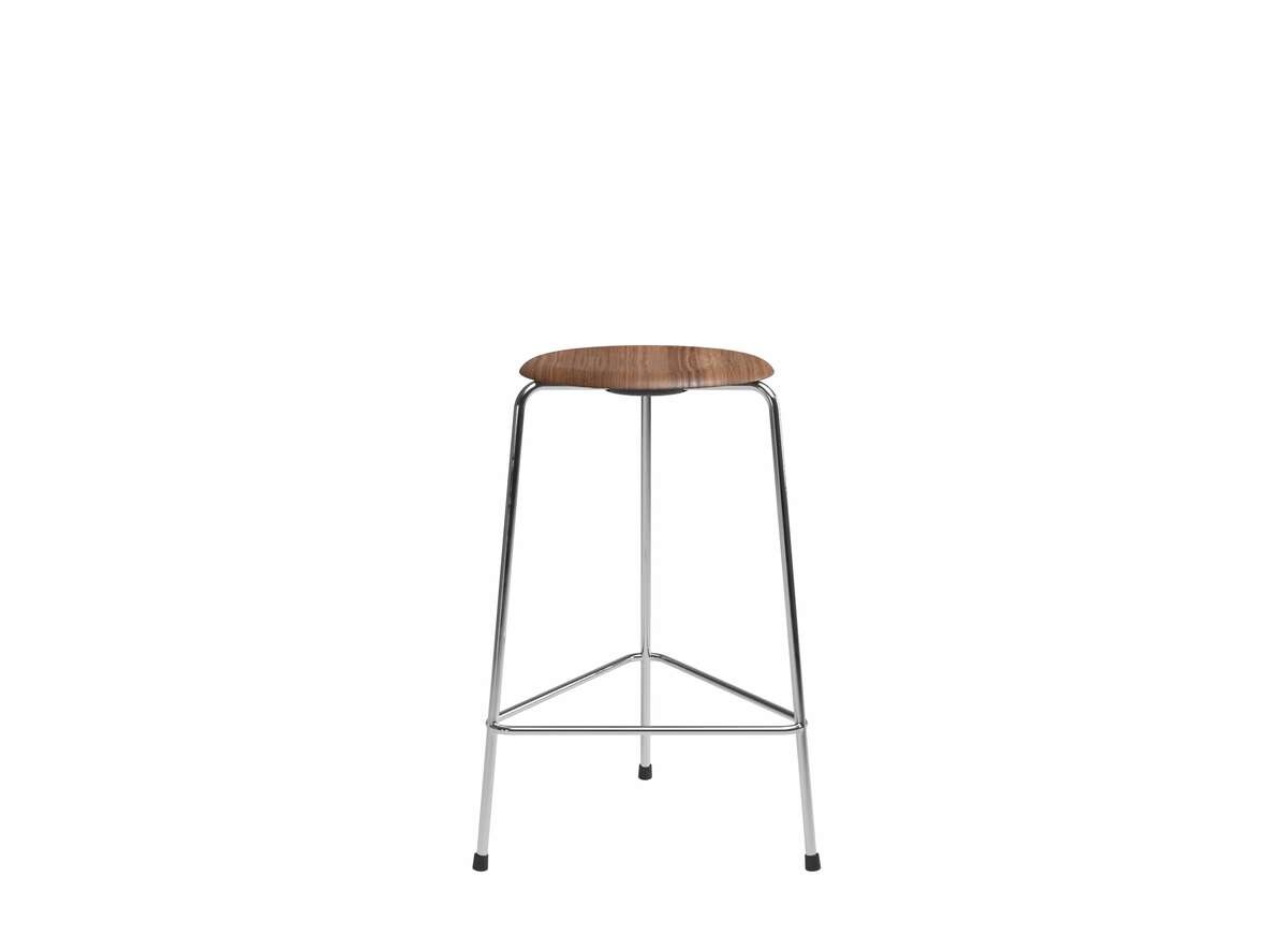 Fritz Hansen – High Dot™ Counter Stool 3-legs Walnut Veneer Fritz Hansen