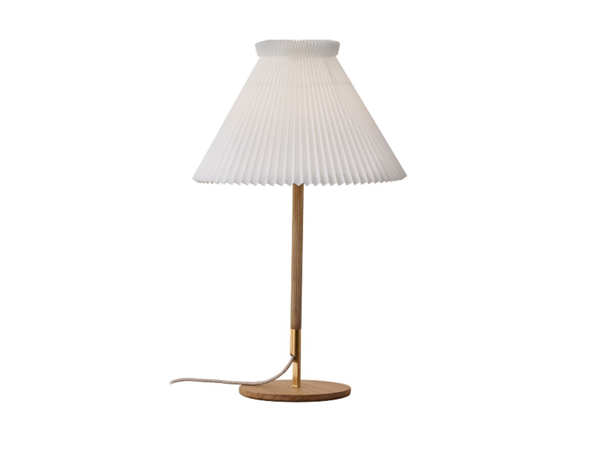 Le Klint – Model 328 Bordlampe Light Oak/Brass