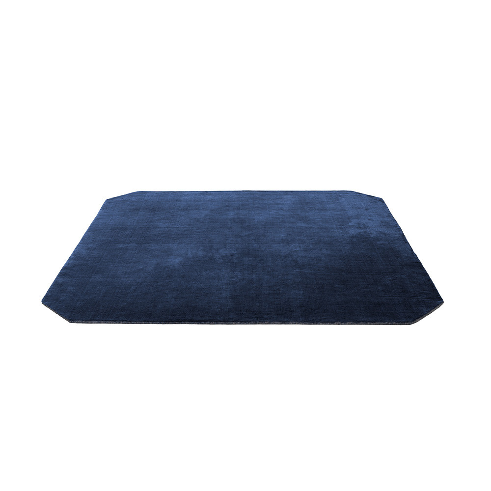 &tradition The Moor Rug AP6 240×240 Blue Midnight