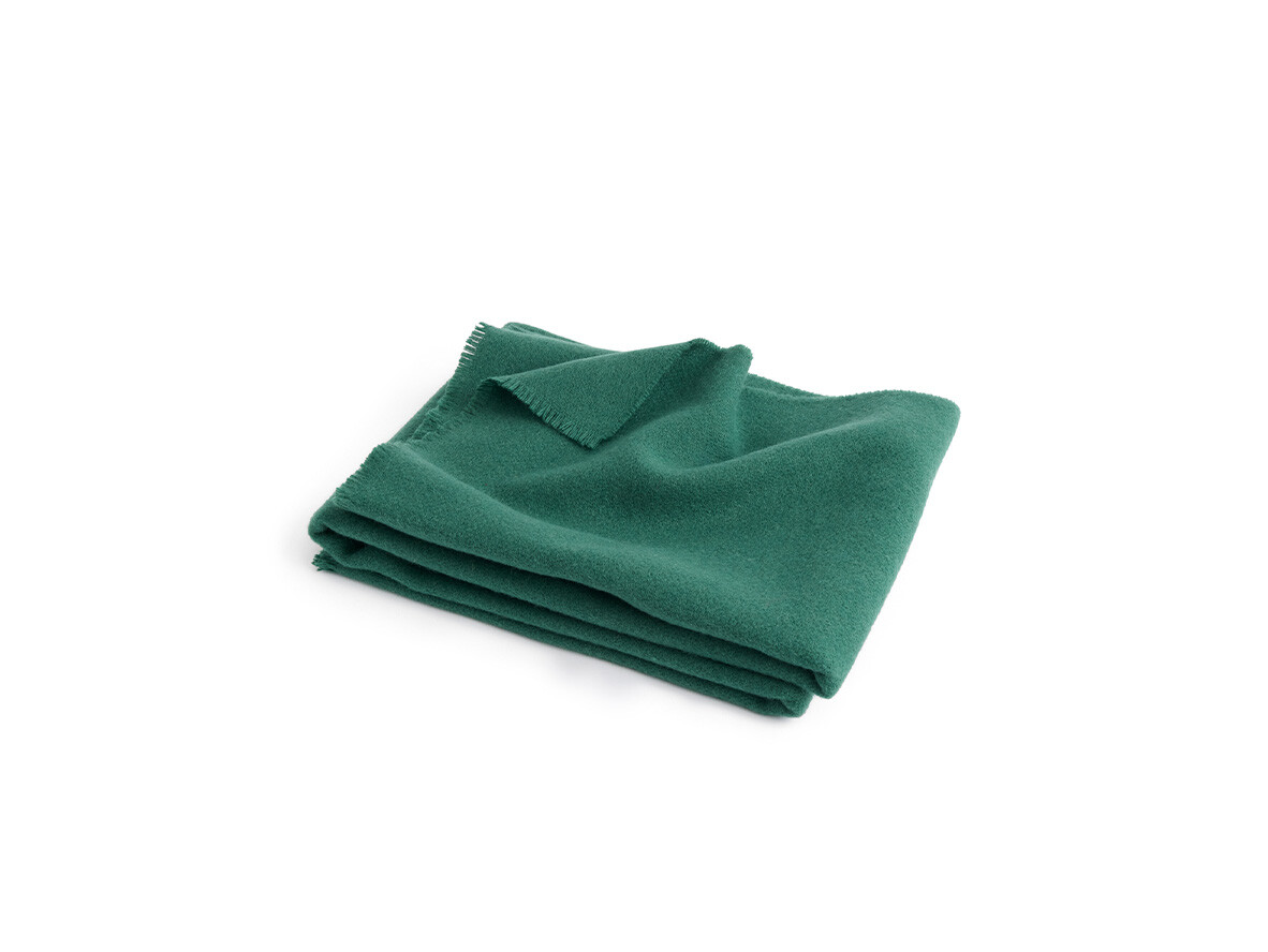 HAY – Mono Throw 130×180 Green