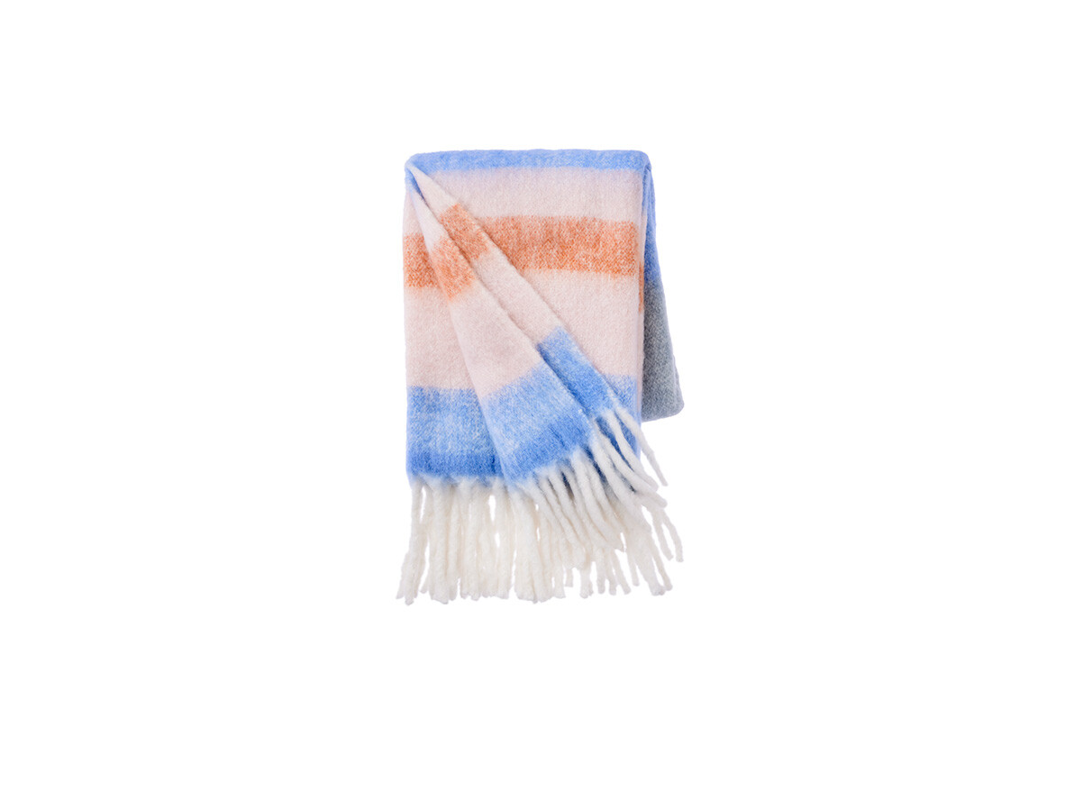 Cozy Living Hemtillbehör – Mathea Throw Striped Sea Blue Cozy Living