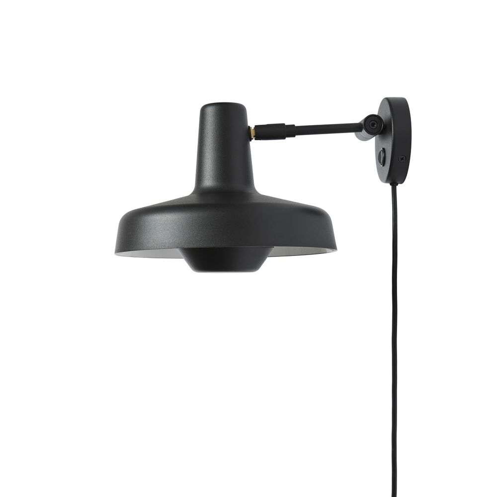 Grupa Products - Arigato Vegglampe Extra Short Black