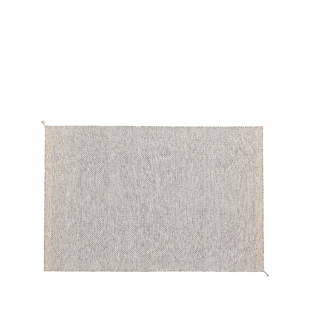 Muuto – Ply Täcke rPET 240×170 Svart/Vit