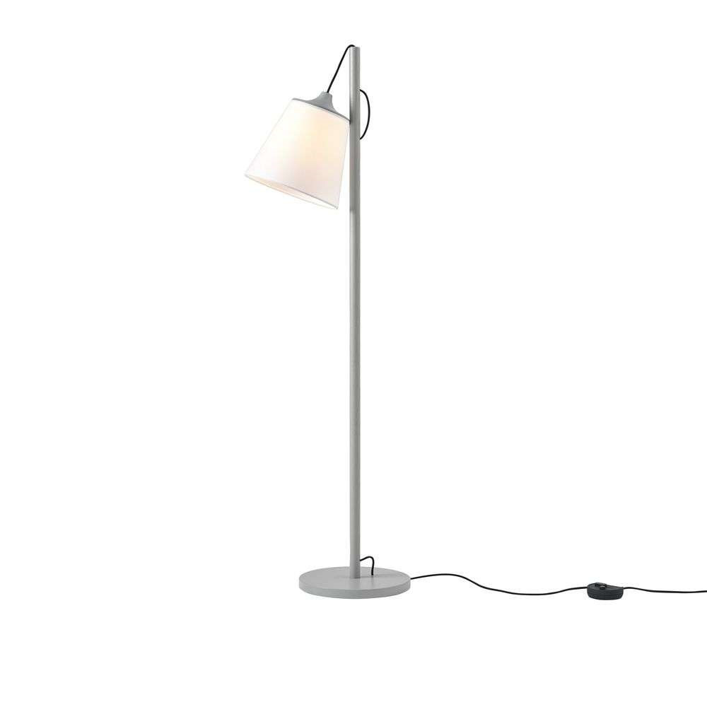 Muuto – Pull Golvlampa Grey/White