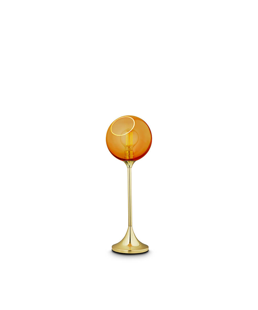 8: Design By Us - Ballroom Bordlampe Amber/Gold