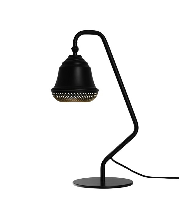 Design By Us – Bellis 160 Bordlampe Sort