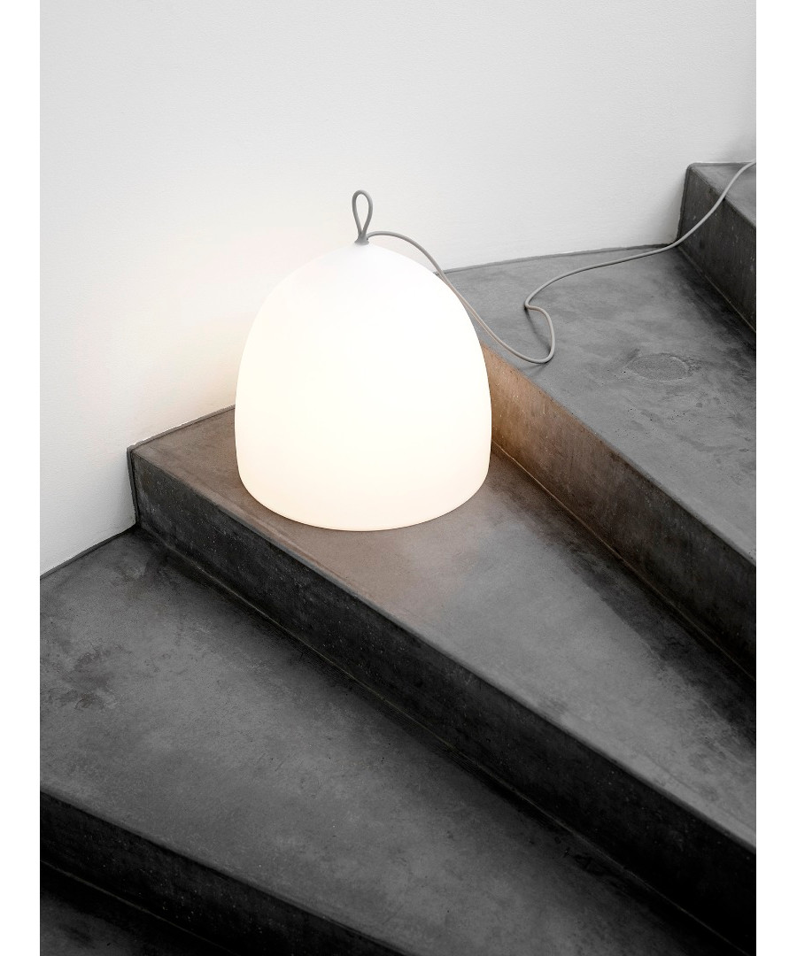 Fritz Hansen Suspence Nomad Gulvlampe Grå Fritz Hansen