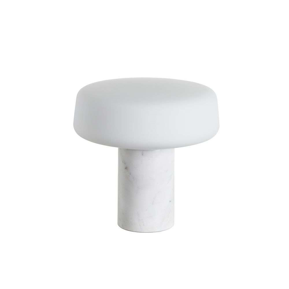 Terence Woodgate – Solid Bordlampe Small Carrara Marble